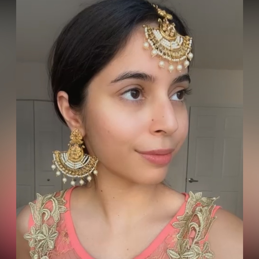 Golden Earrings and Tikka set